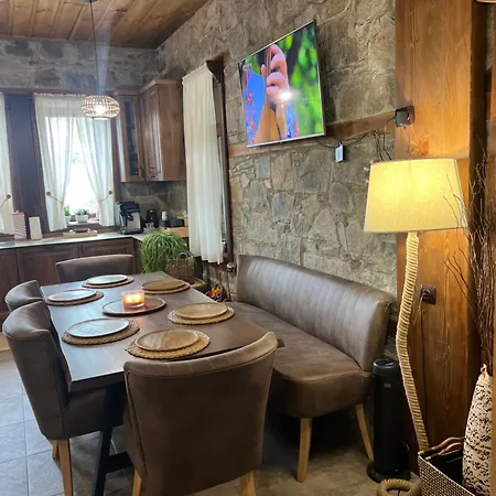 Vila къща в родопа планина Lešten